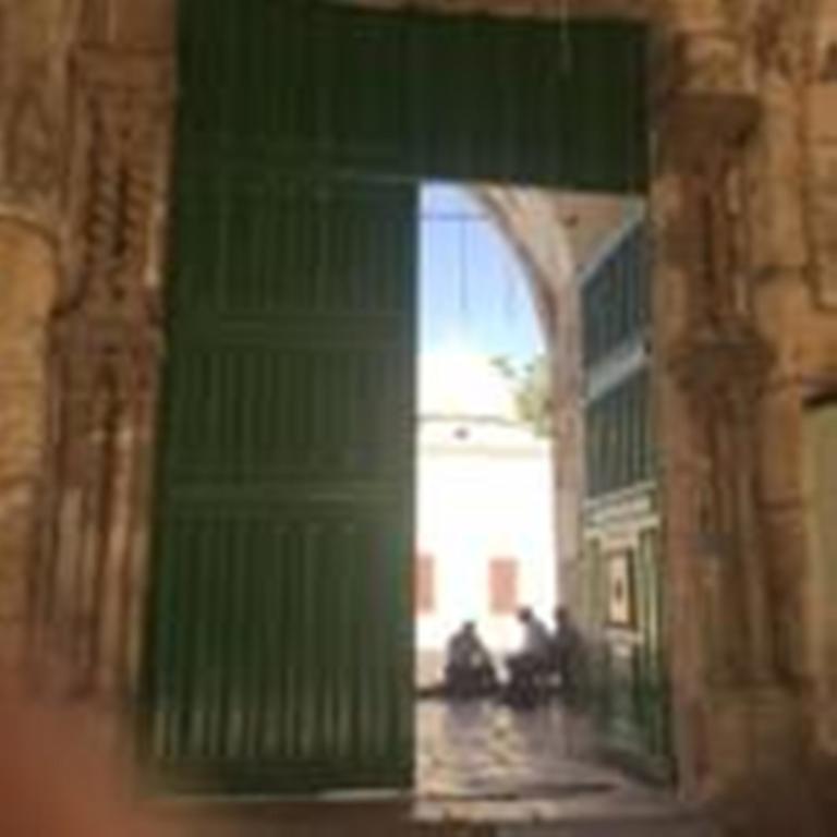 Bab El-Silsileh Hostel Jerusalem Exterior photo
